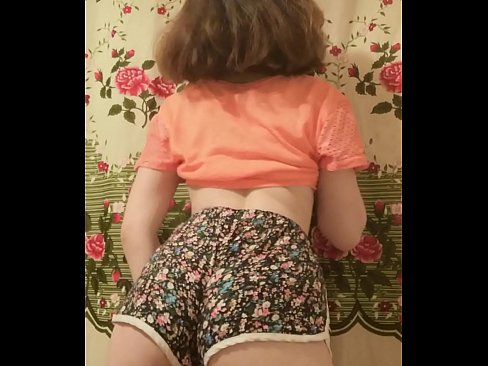 ❤️ Babe żagħżugħa sexy tqaxxir ix-xorts tagħha fuq il-kamera ❌ Porn magħmul fid-dar lilna mt.pornma-com.ru ❌